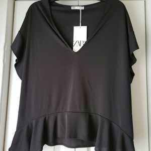 NWT Flowy ZARA top